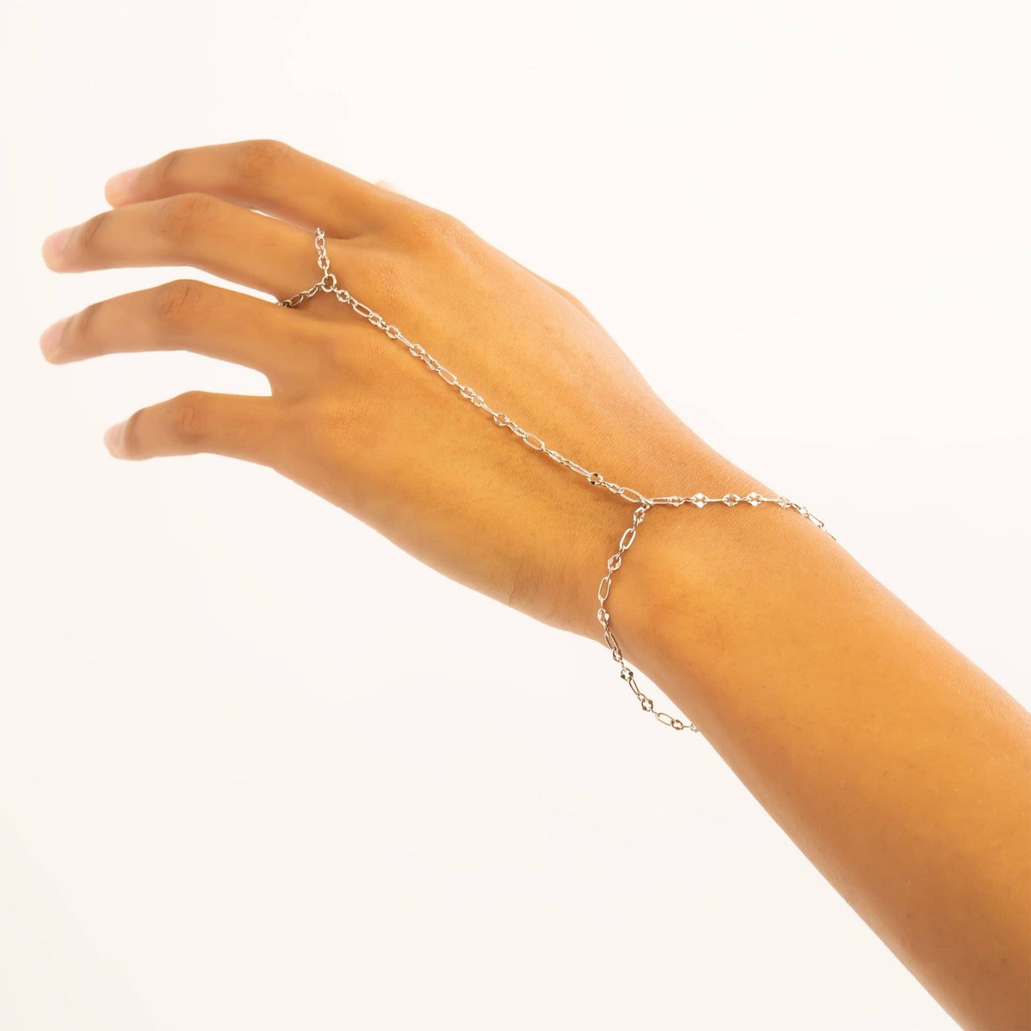 18K Gold PVD Stainless Steel Smooth Lip Hand Chain