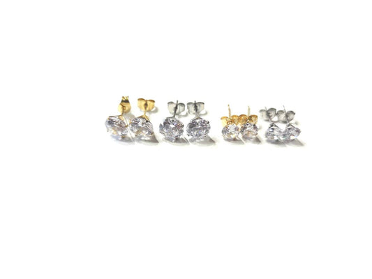 Diamond Stud Earrings / MSRP $30