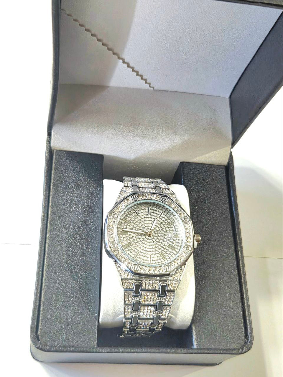 Men's Watches Royale VVS Iced Out CARTICE Watch